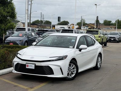 2025 Toyota CAMRY LE