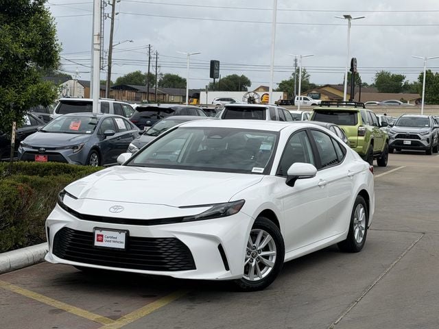 2025 Toyota CAMRY LE
