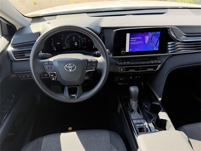 2025 Toyota CAMRY LE