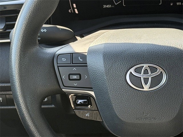 2025 Toyota CAMRY LE