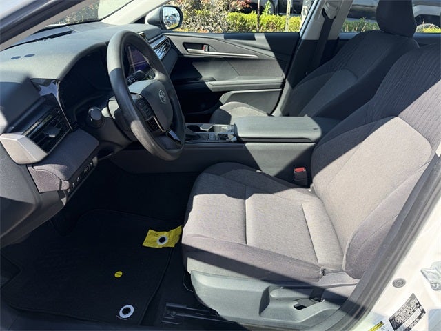 2025 Toyota CAMRY LE