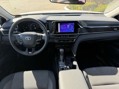 2025 Toyota CAMRY LE