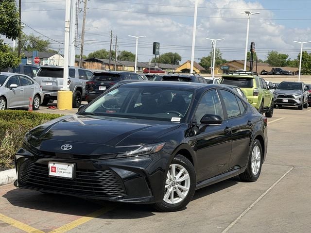 2025 Toyota CAMRY LE