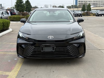 2025 Toyota CAMRY LE