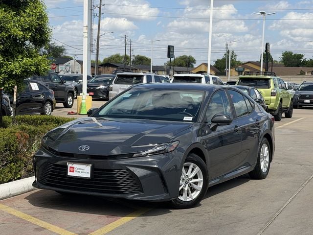 2025 Toyota CAMRY LE
