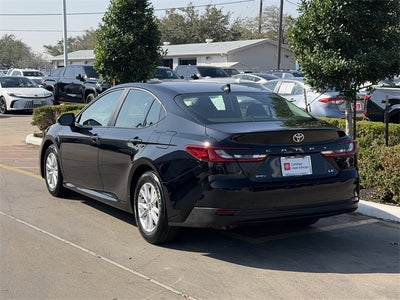 2025 Toyota CAMRY LE