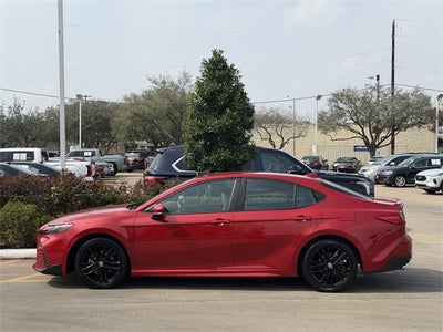 2025 Toyota CAMRY SE