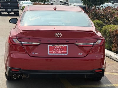 2025 Toyota CAMRY SE