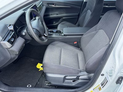 2025 Toyota CAMRY LE