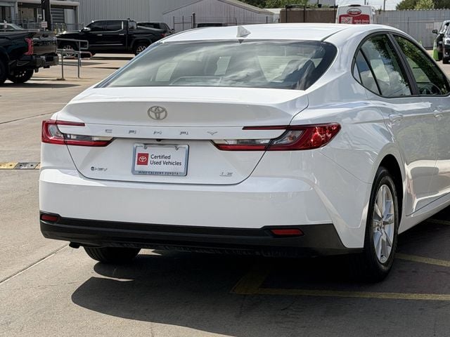 2025 Toyota CAMRY LE