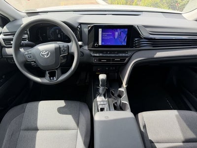 2025 Toyota CAMRY LE