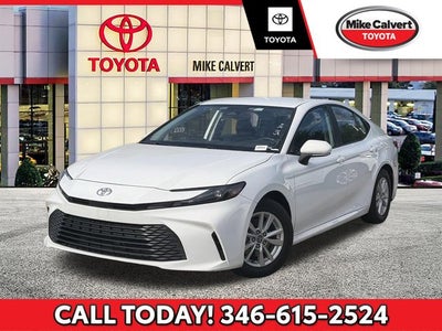 2025 Toyota CAMRY LE