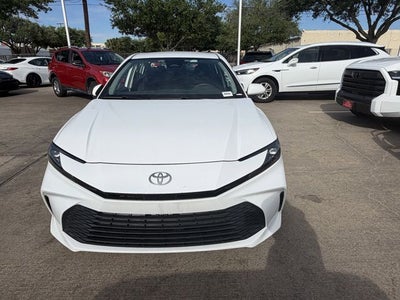 2025 Toyota CAMRY LE