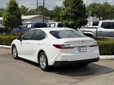 2025 Toyota CAMRY LE
