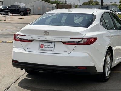 2025 Toyota CAMRY LE