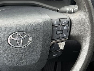 2025 Toyota CAMRY LE