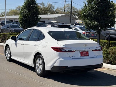 2025 Toyota CAMRY LE