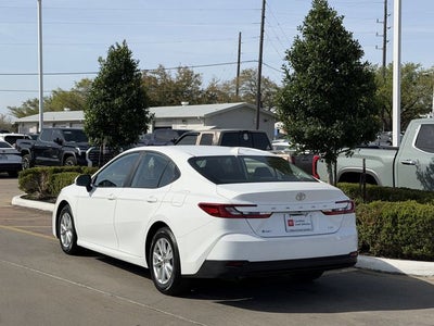 2025 Toyota CAMRY LE