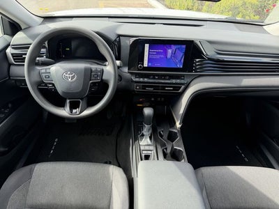 2025 Toyota CAMRY LE
