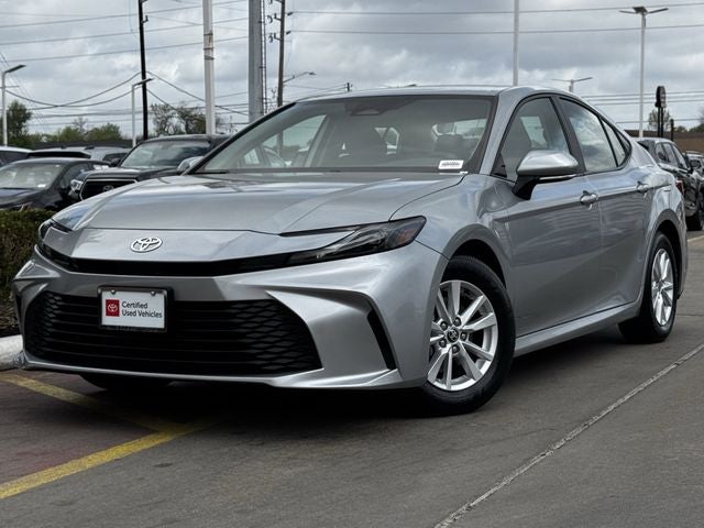 2025 Toyota CAMRY LE