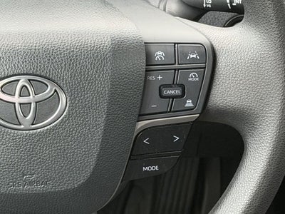 2025 Toyota CAMRY LE