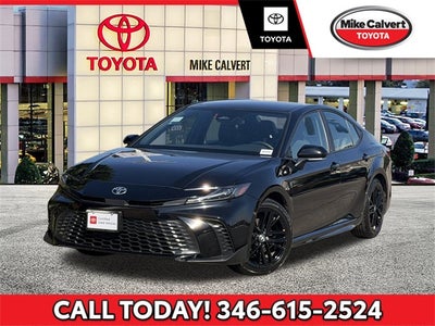 2025 Toyota CAMRY SE