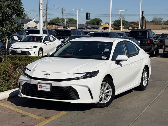 2025 Toyota CAMRY LE