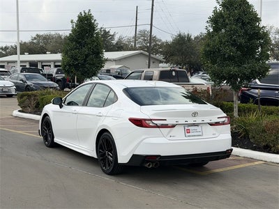2025 Toyota CAMRY SE