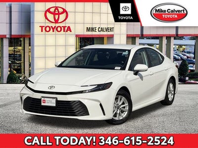 2025 Toyota CAMRY LE