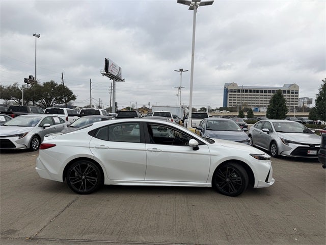 2025 Toyota CAMRY XSE