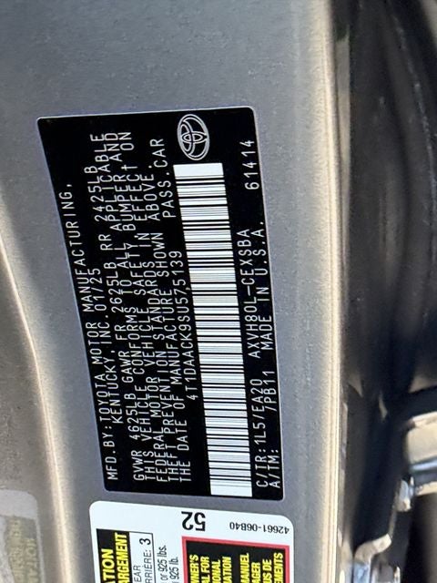 2025 Toyota Camry SE