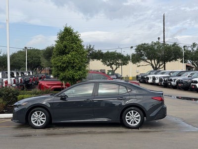 2026 Toyota CAMRY LE