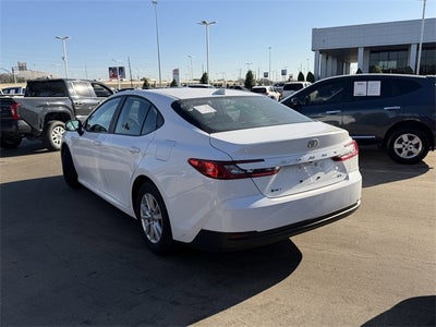 2025 Toyota CAMRY LE