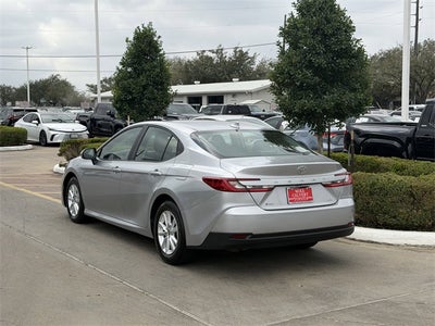 2025 Toyota CAMRY LE
