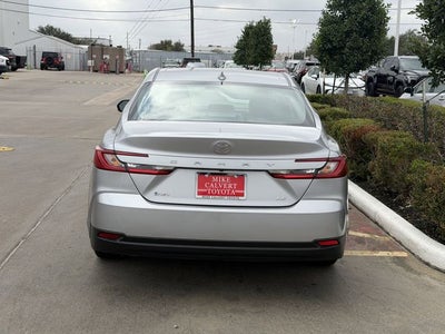 2025 Toyota CAMRY LE