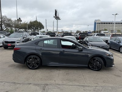 2025 Toyota CAMRY XSE