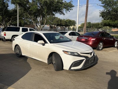2023 Toyota CAMRY SE