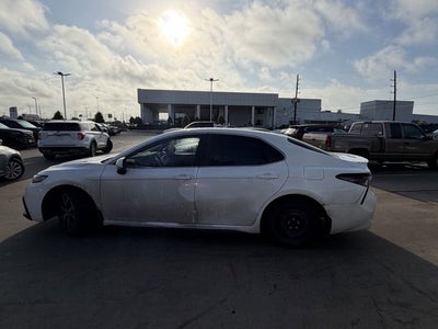 2023 Toyota CAMRY SE