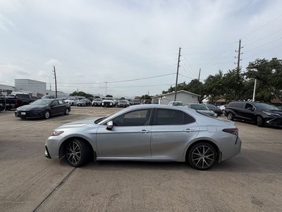 2023 Toyota CAMRY SE