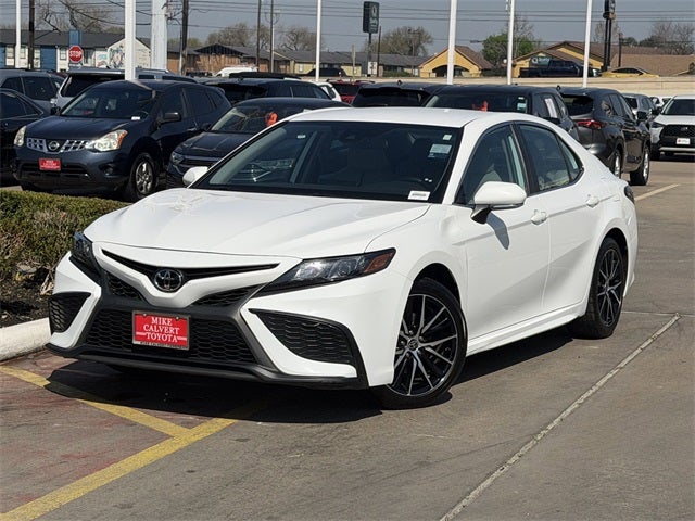 2023 Toyota CAMRY SE