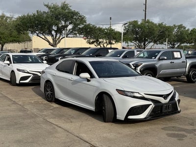 2023 Toyota CAMRY SE