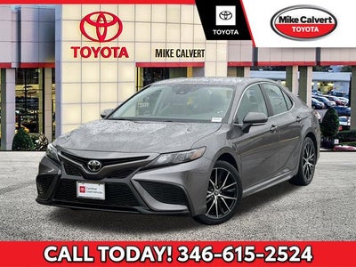 2024 Toyota CAMRY SE