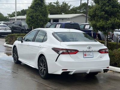 2024 Toyota CAMRY SE