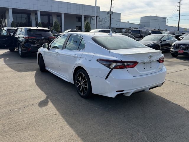 2024 Toyota CAMRY SE