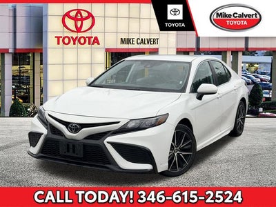 2024 Toyota Camry SE