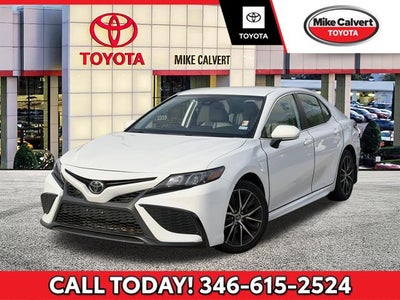 2024 Toyota CAMRY SE