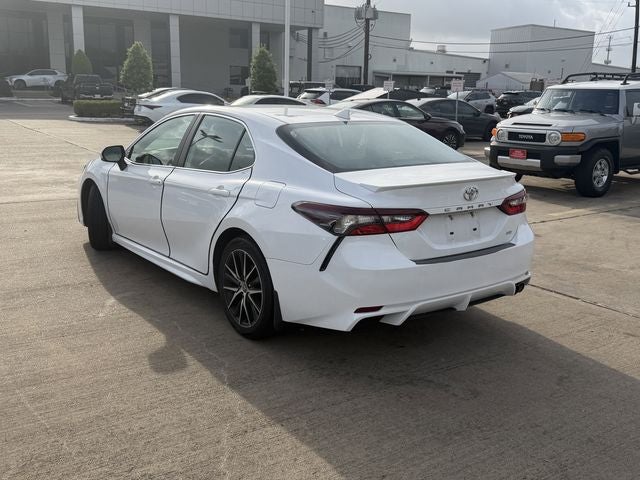 2024 Toyota CAMRY SE