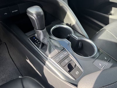 2020 Toyota CAMRY XSE V6