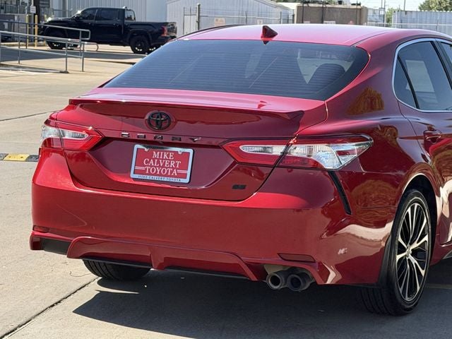 2020 Toyota CAMRY SE