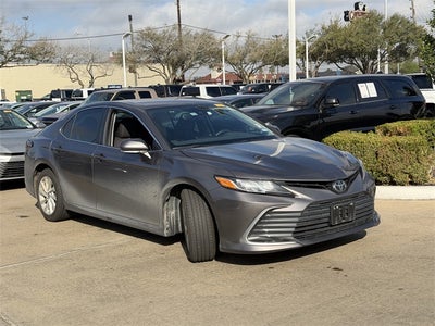 2024 Toyota CAMRY LE